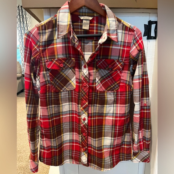 Duluth Trading Co Tops - Duluth Trading Women Size Small Shirt Button Down Flannel Top Red Plaid